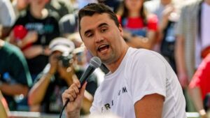 Profil Charlie Kirk: Aktivis Konservatif AS yang Tewas Ditembak saat Pidato di Kampus